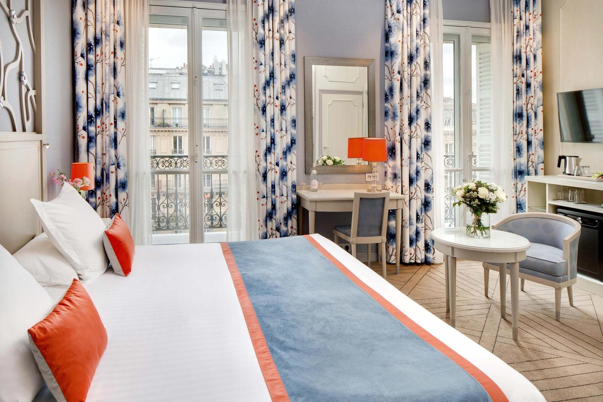 Splendid Etoile Hotel 4*